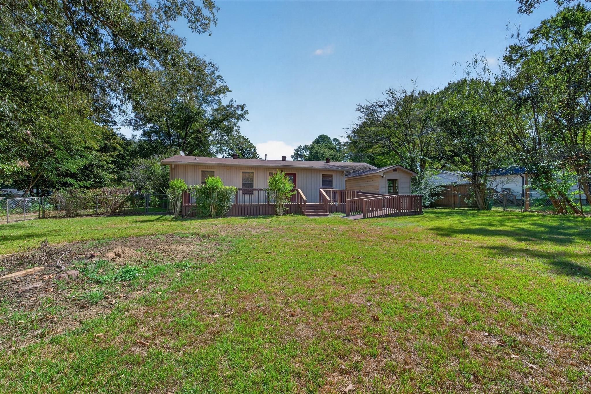 Ranch Ln, Shreveport, LA 71106