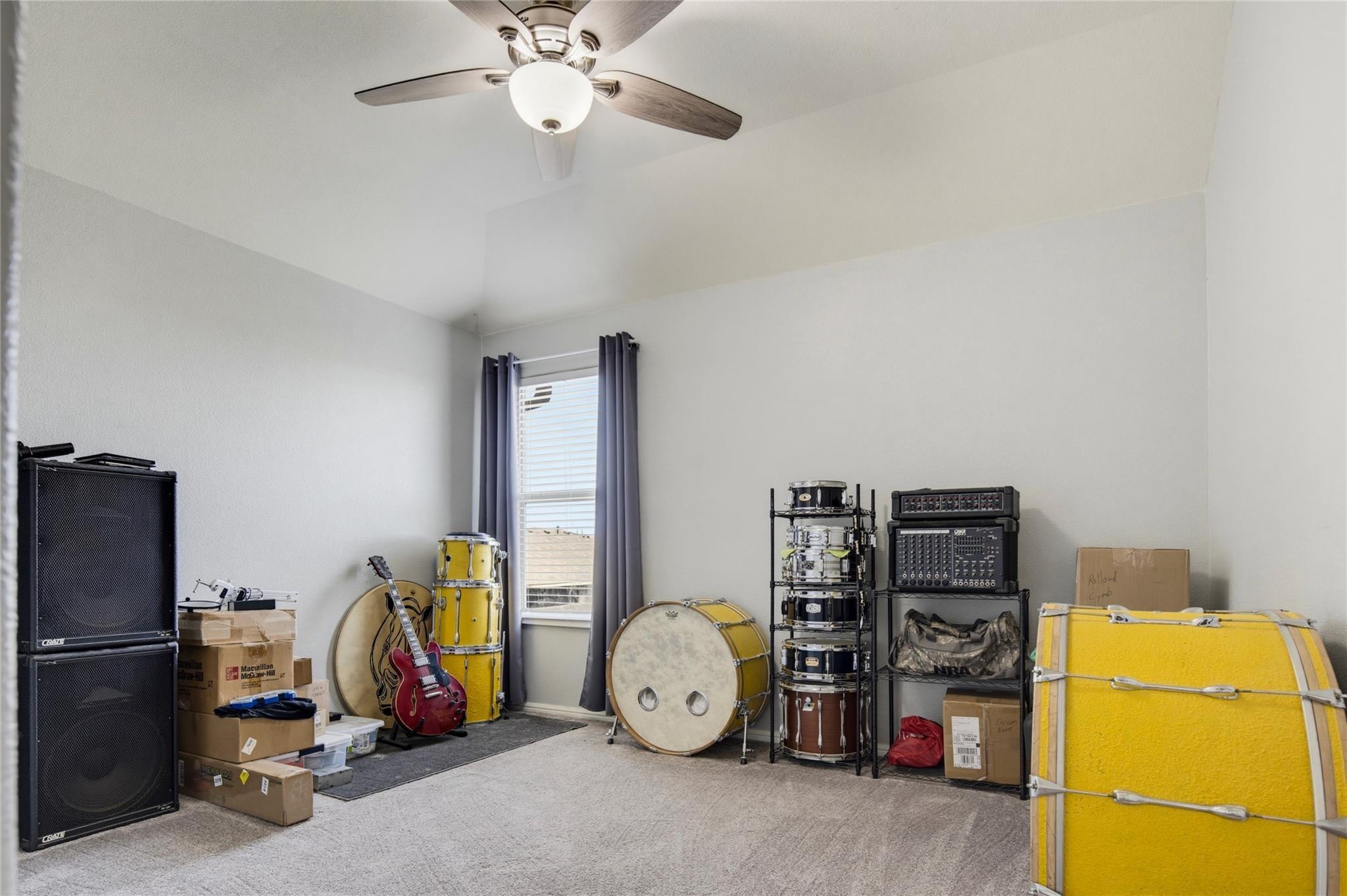 Rutherford Dr, Crowley, TX 76036
