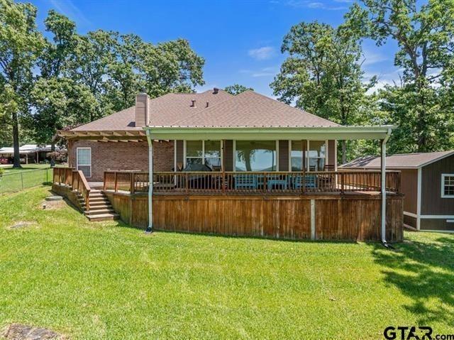 S Island Dr, Chandler, TX 75758