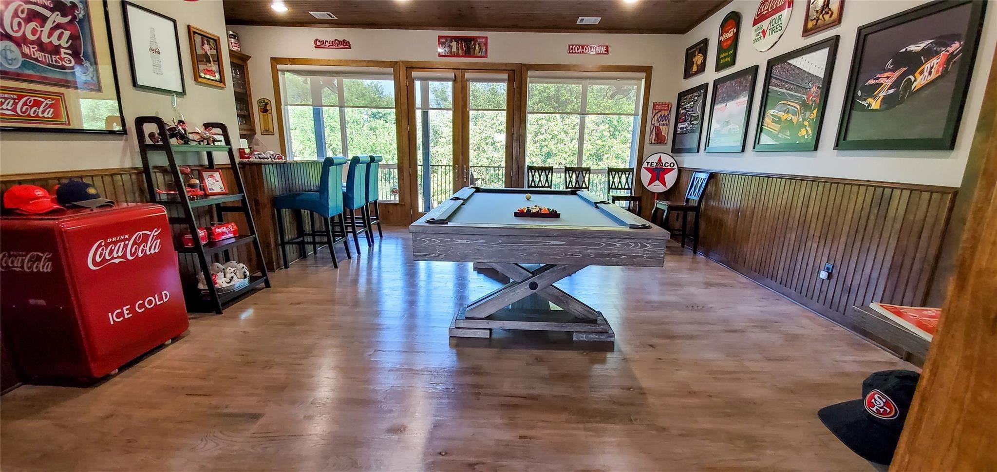 Lakeview Ct, Whitney, TX 76692