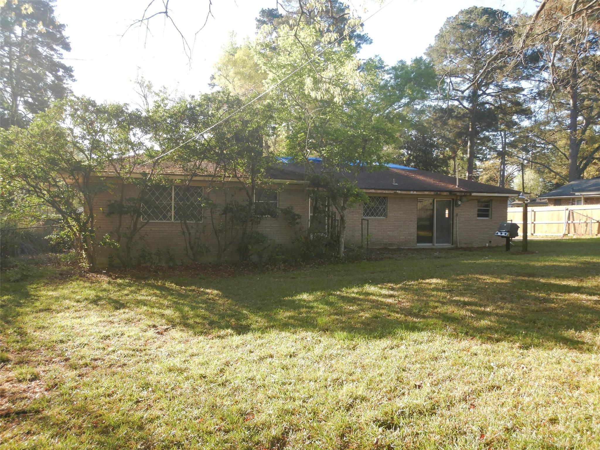 Hemlock Cir, Shreveport, LA 71118