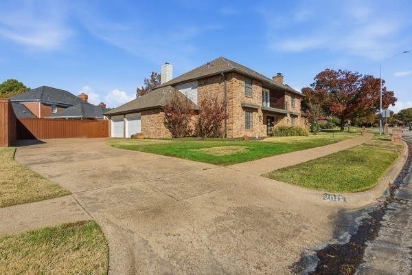 Wimbledon Dr, Arlington, TX 76017