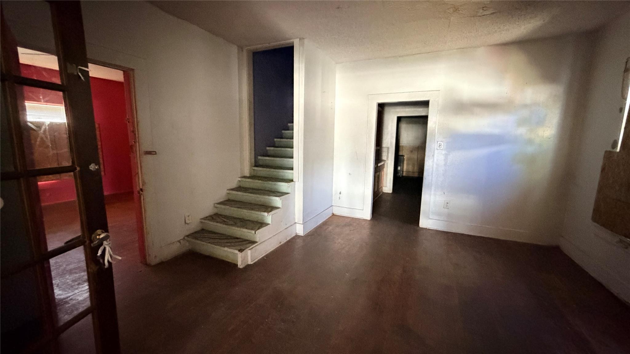 S Tyler St, Dallas, TX 75208