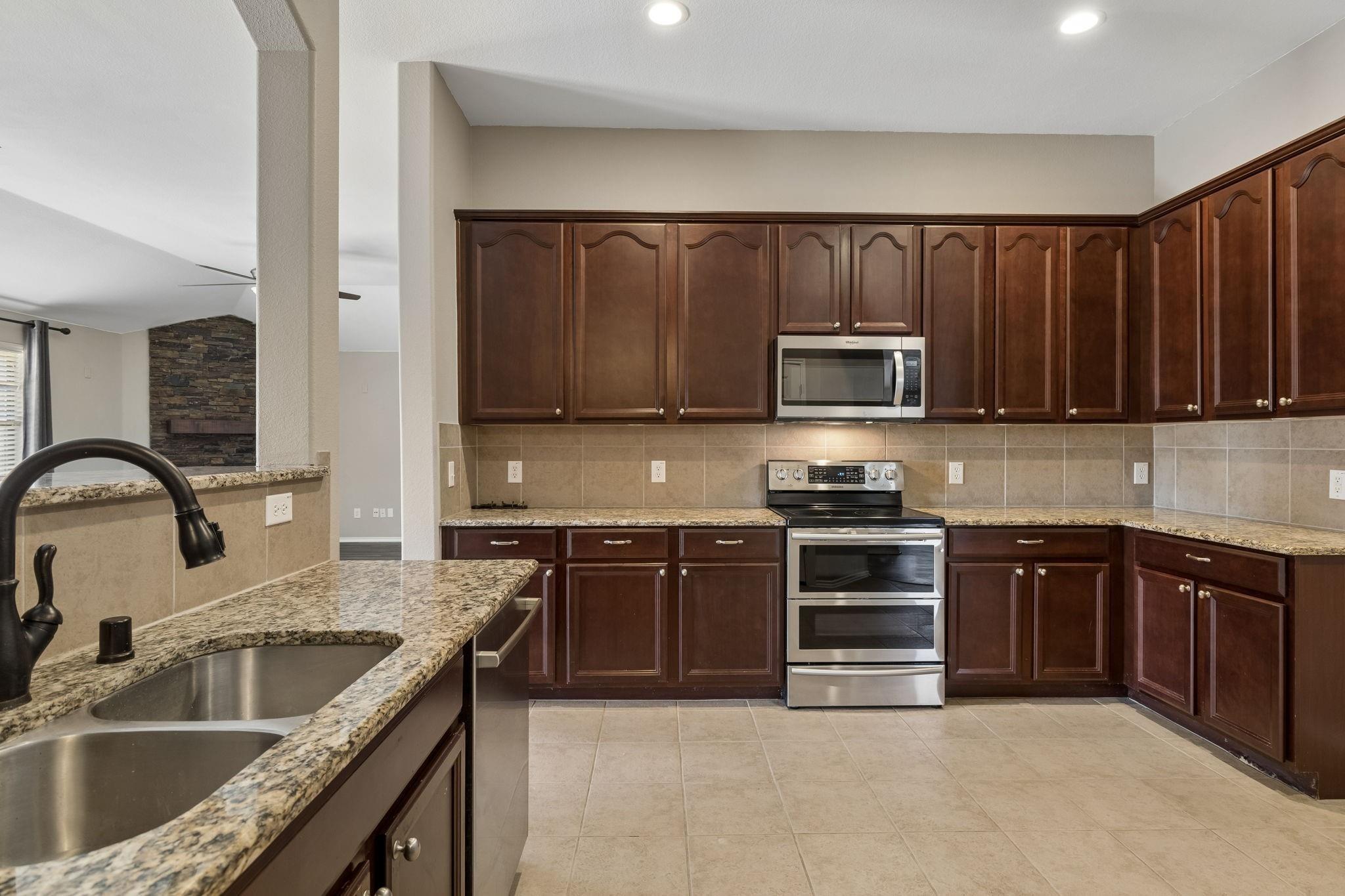 Manitou Dr, Prosper, TX 75078