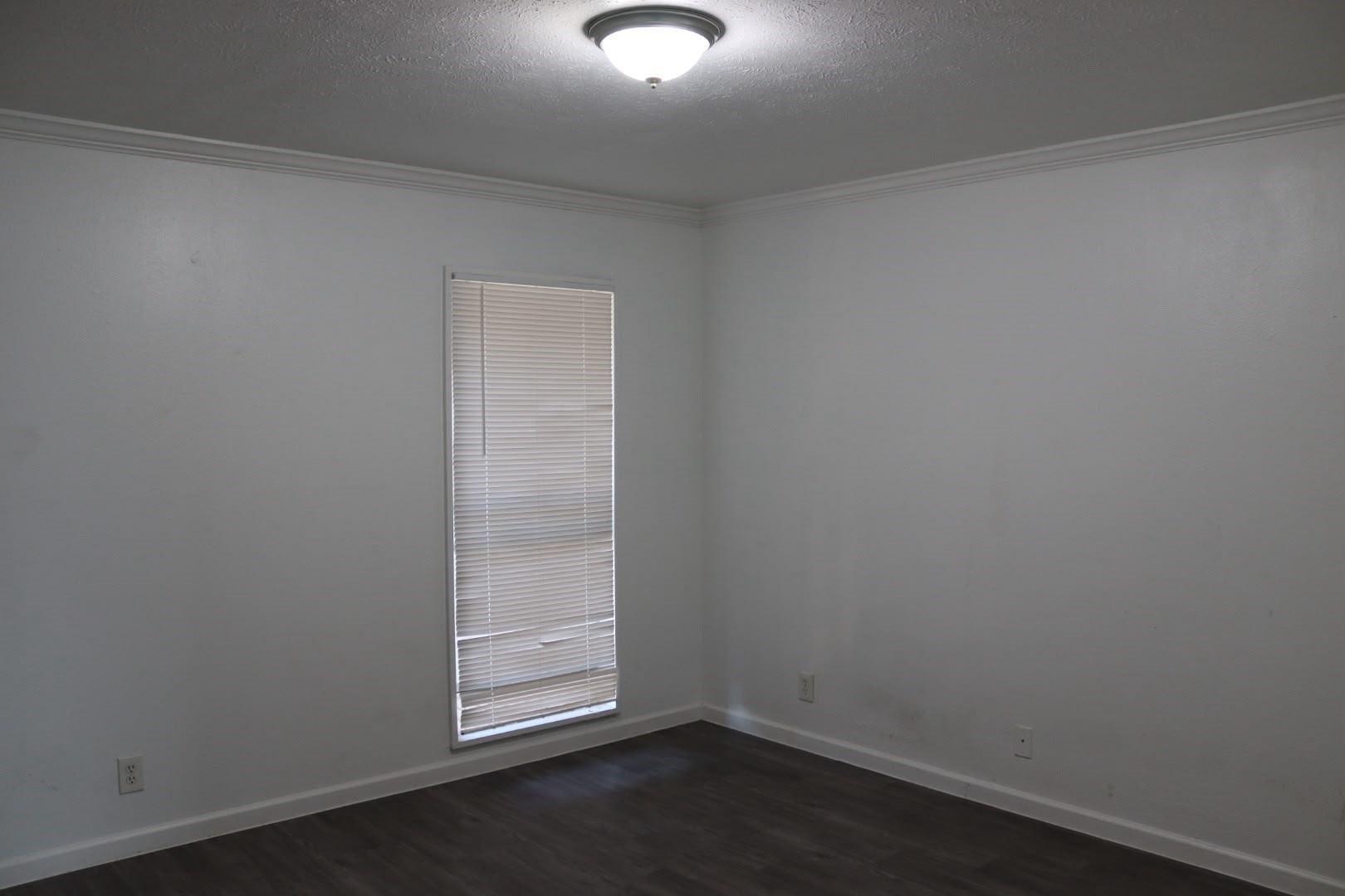 S Weatherred Dr, Richardson, TX 75080