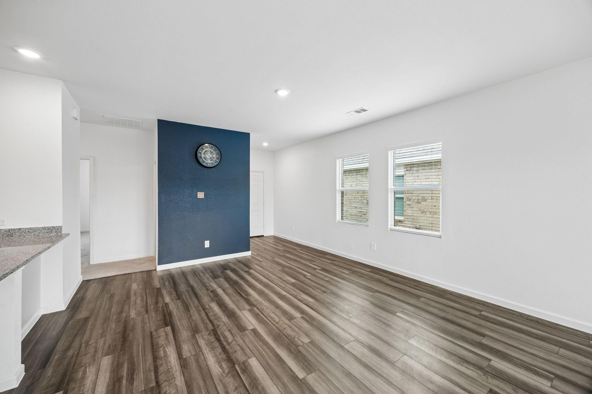 Shadow Hawk Dr, Haslet, TX 76052