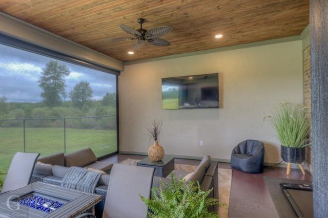 Palm Dr, Marysville, OH 43040