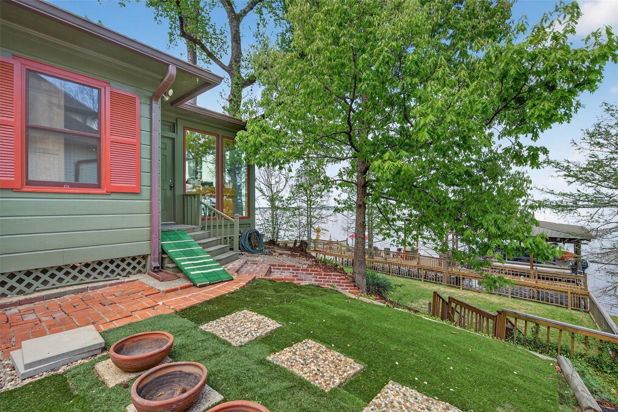 S Lakeshore Dr, Shreveport, LA 71119