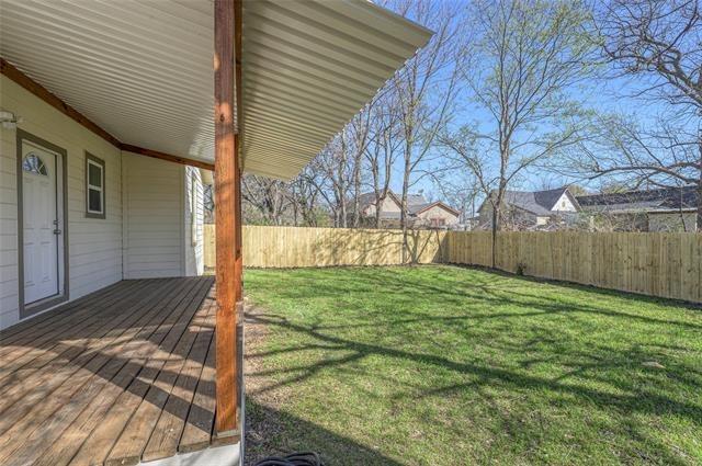 S Walnut St, Sherman, TX 75090