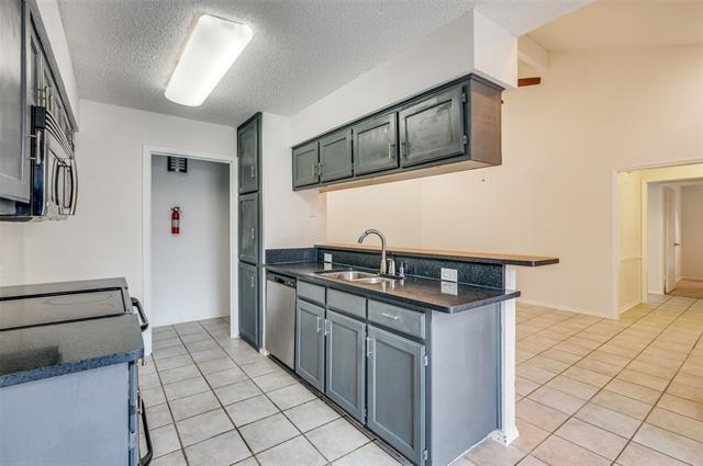 Sierra Dr, North Richland Hills, TX 76180