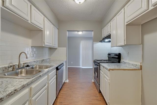 N Garland Ave, Garland, TX 75040