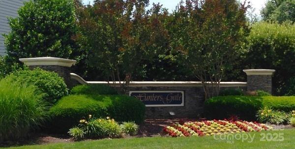 Lyndonville Dr, Charlotte, NC 28277