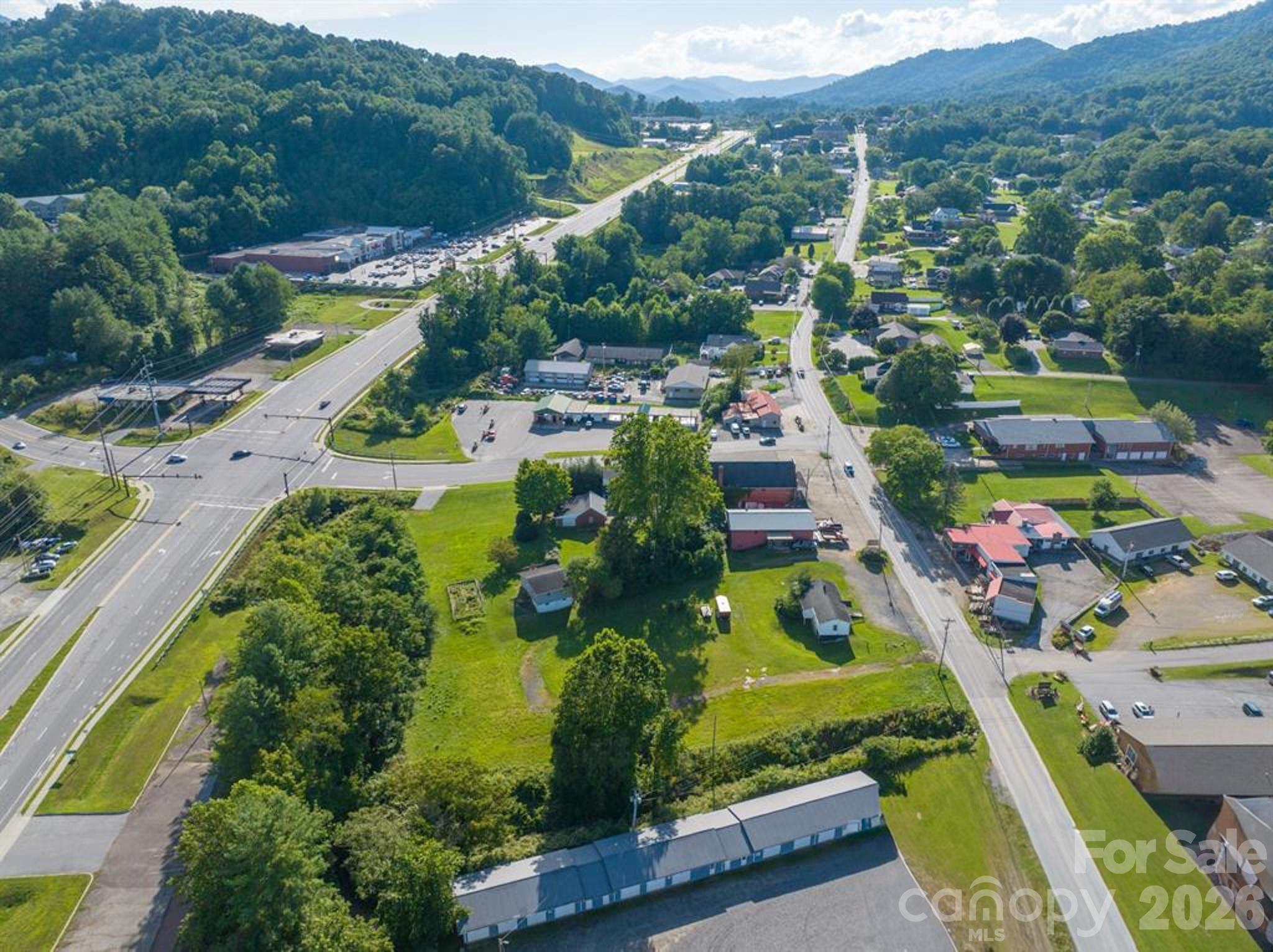 Pensacola Rd, Burnsville, NC 28714