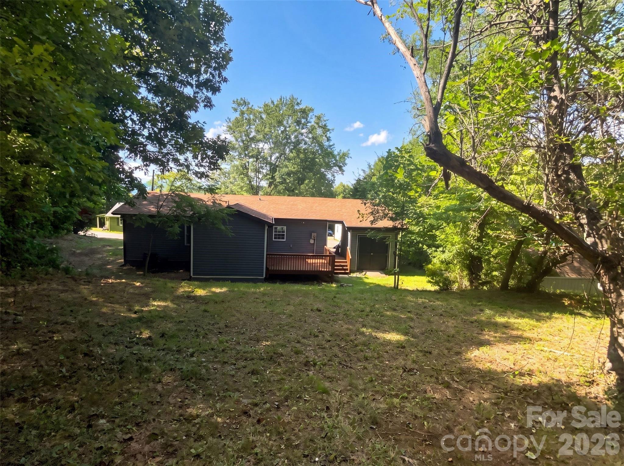Kenham Pl, Lenoir, NC 28645