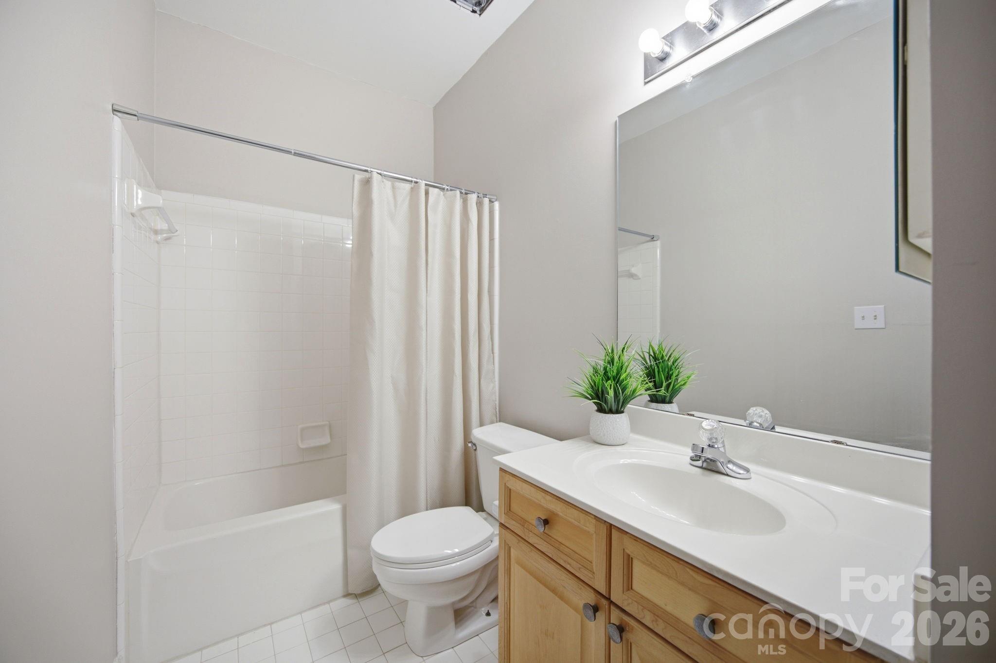 Northeast Dr, Davidson, NC 28036