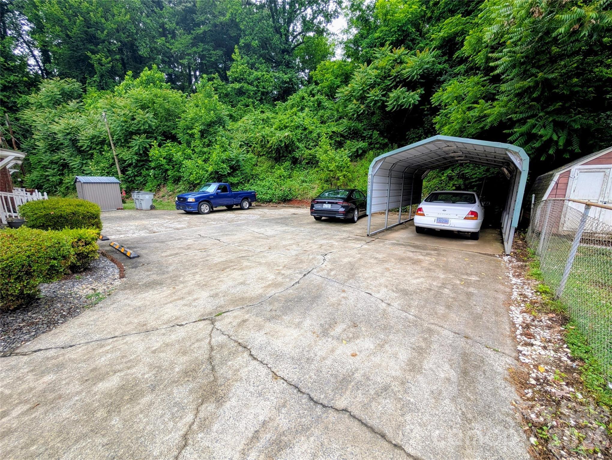 Wright St Sw, Lenoir, NC 28645