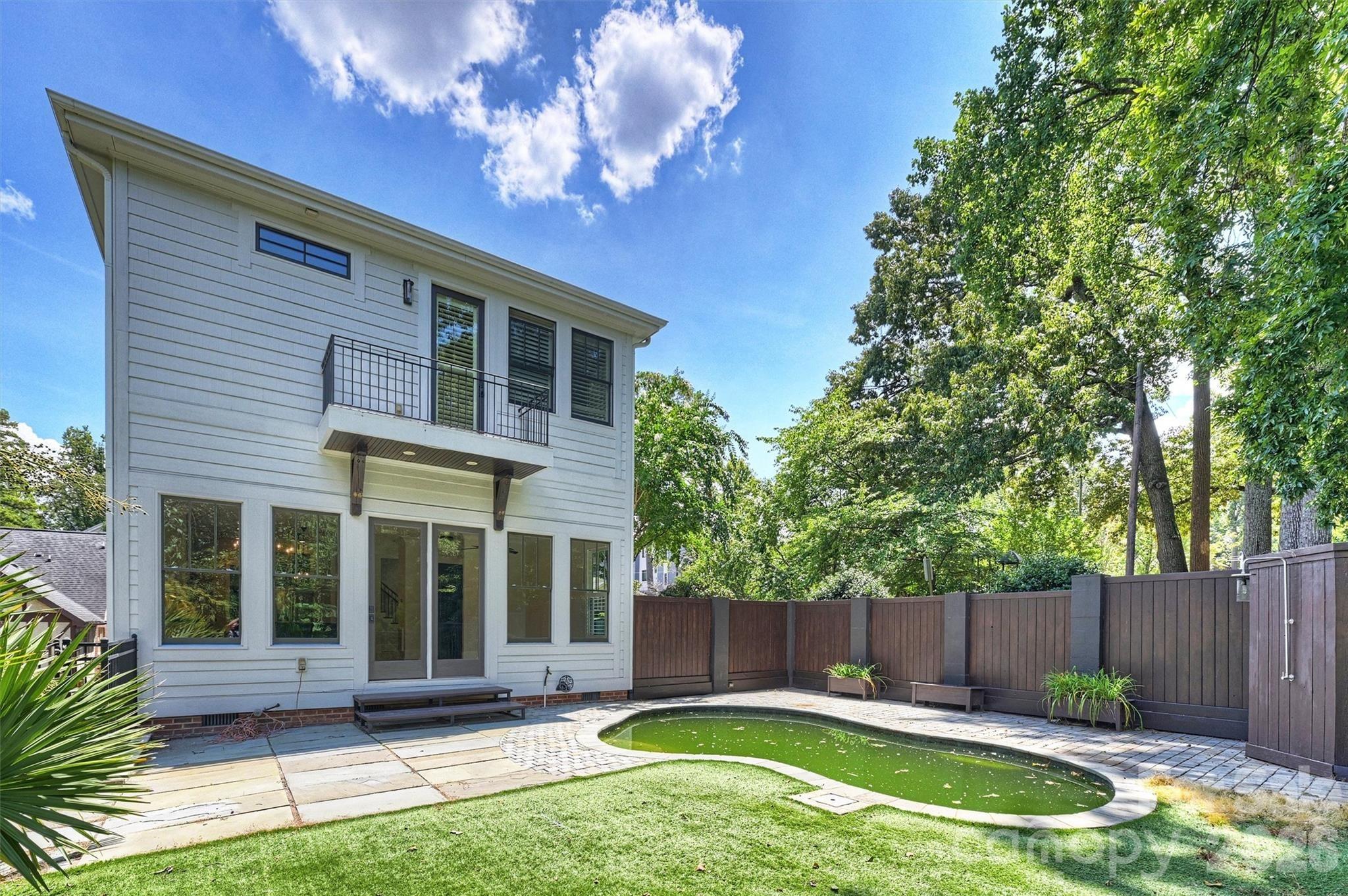 Pierce St, Charlotte, NC 28203