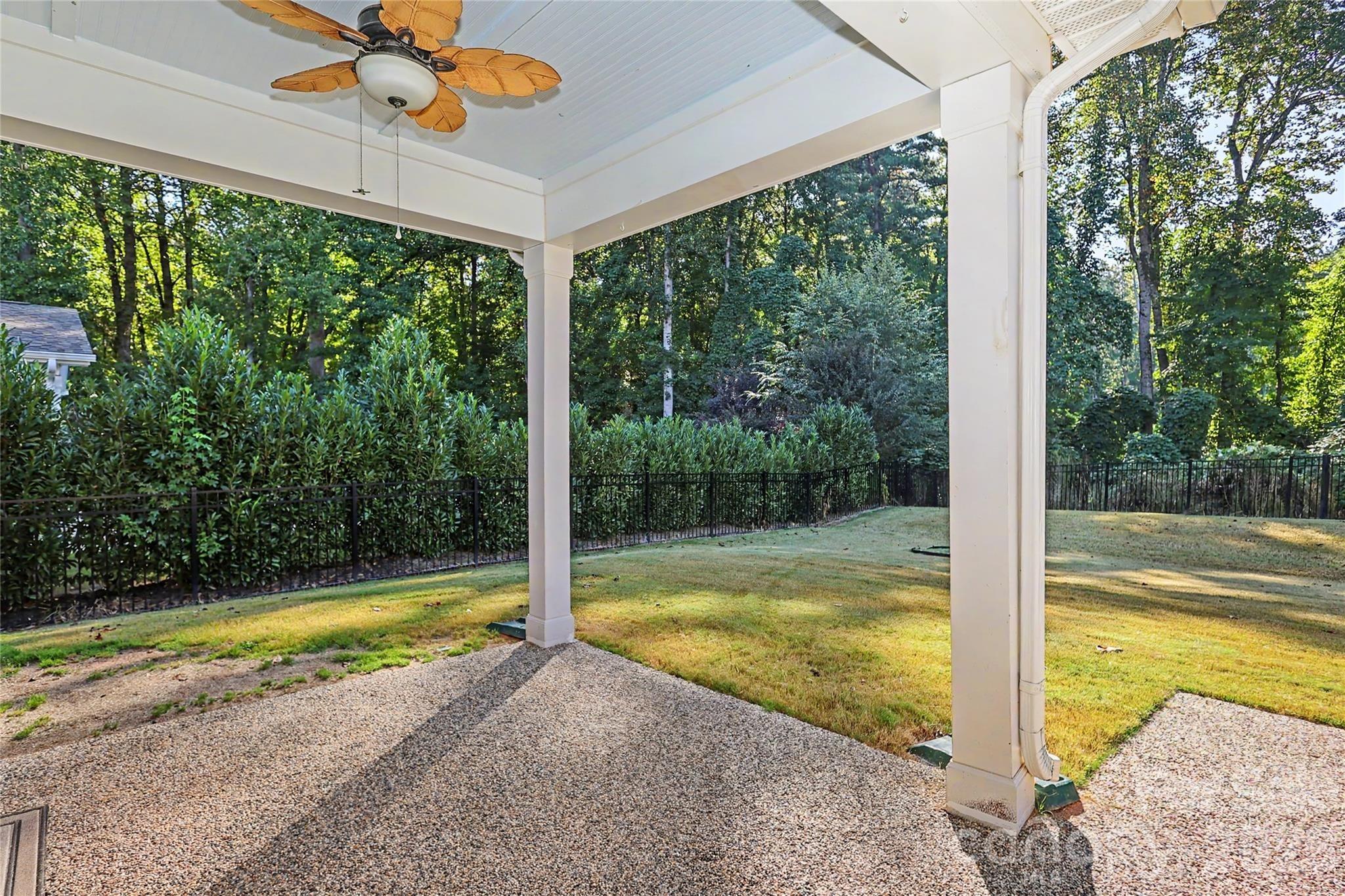 Tullamore Glen Dr, Huntersville, NC 28078
