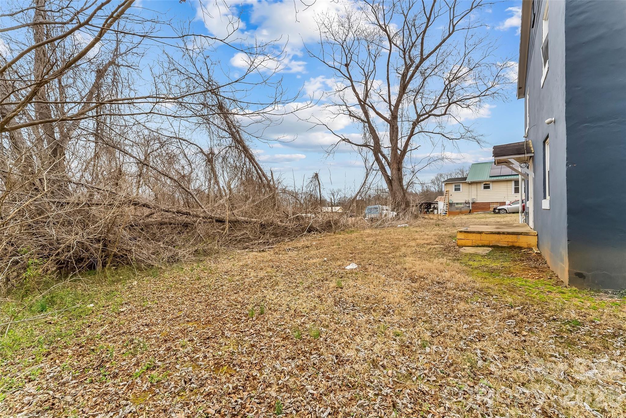 Linville St, Morganton, NC 28655