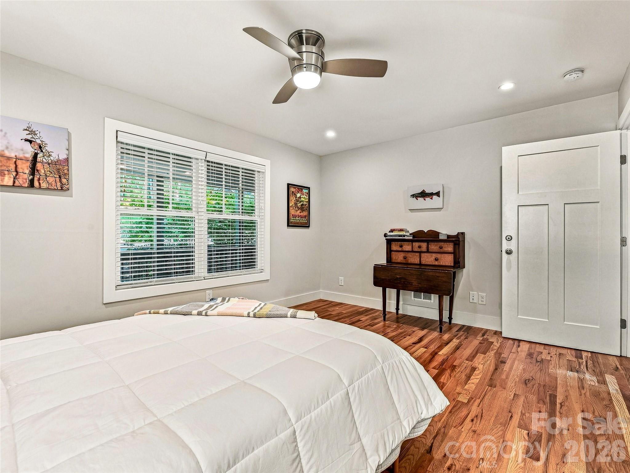 Courtland Ave, Asheville, NC 28801