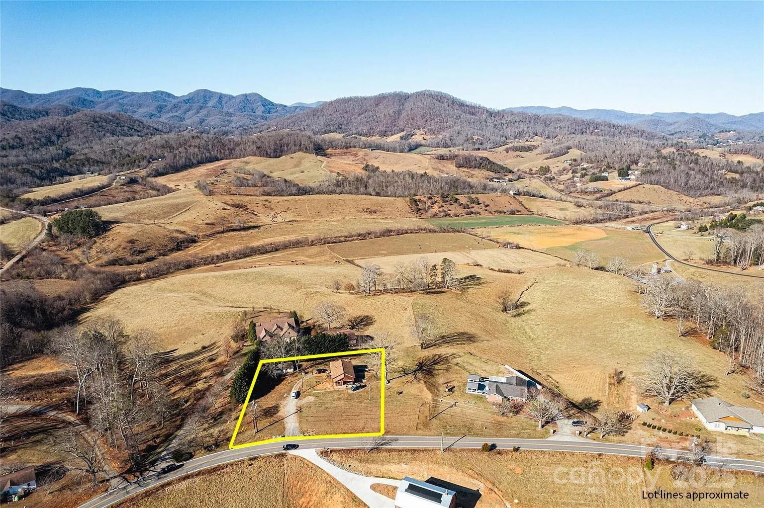 Old Newfound Rd, Leicester, NC 28748
