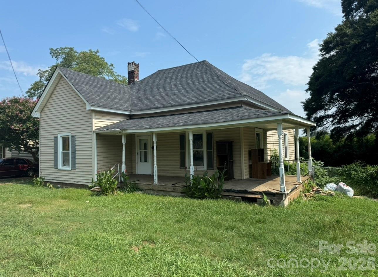 Broad St, Shelby, NC 28152