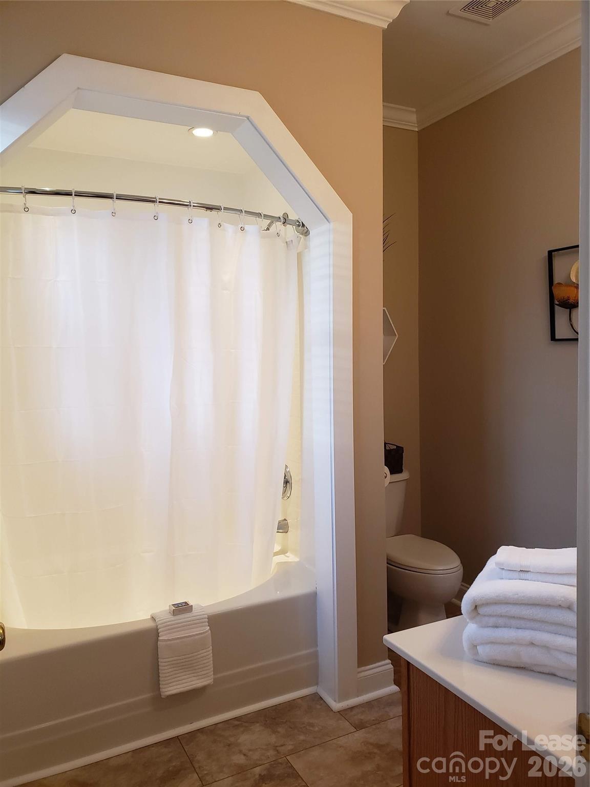 W Douglas Park Dr, Huntersville, NC 28078
