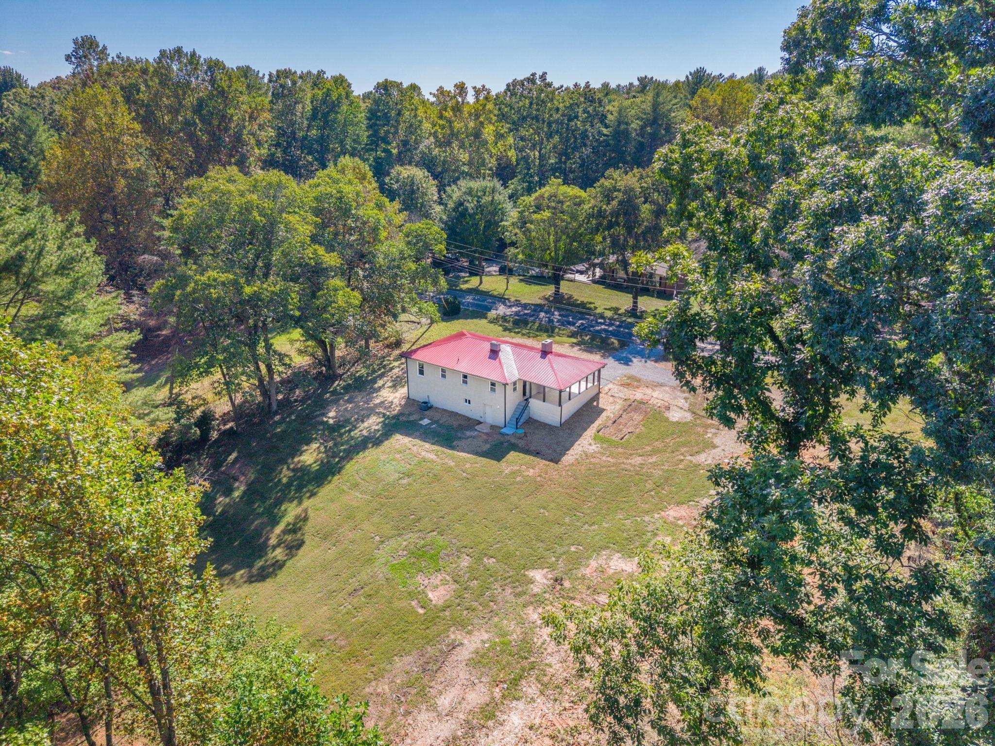 Pax Hill Rd, Morganton, NC 28655