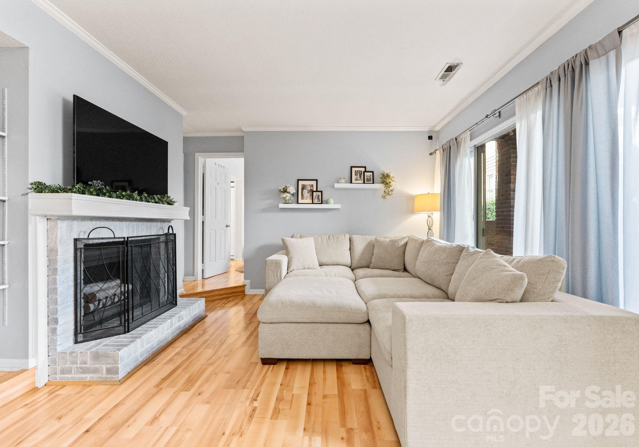 E Morehead St, Charlotte, NC 28204