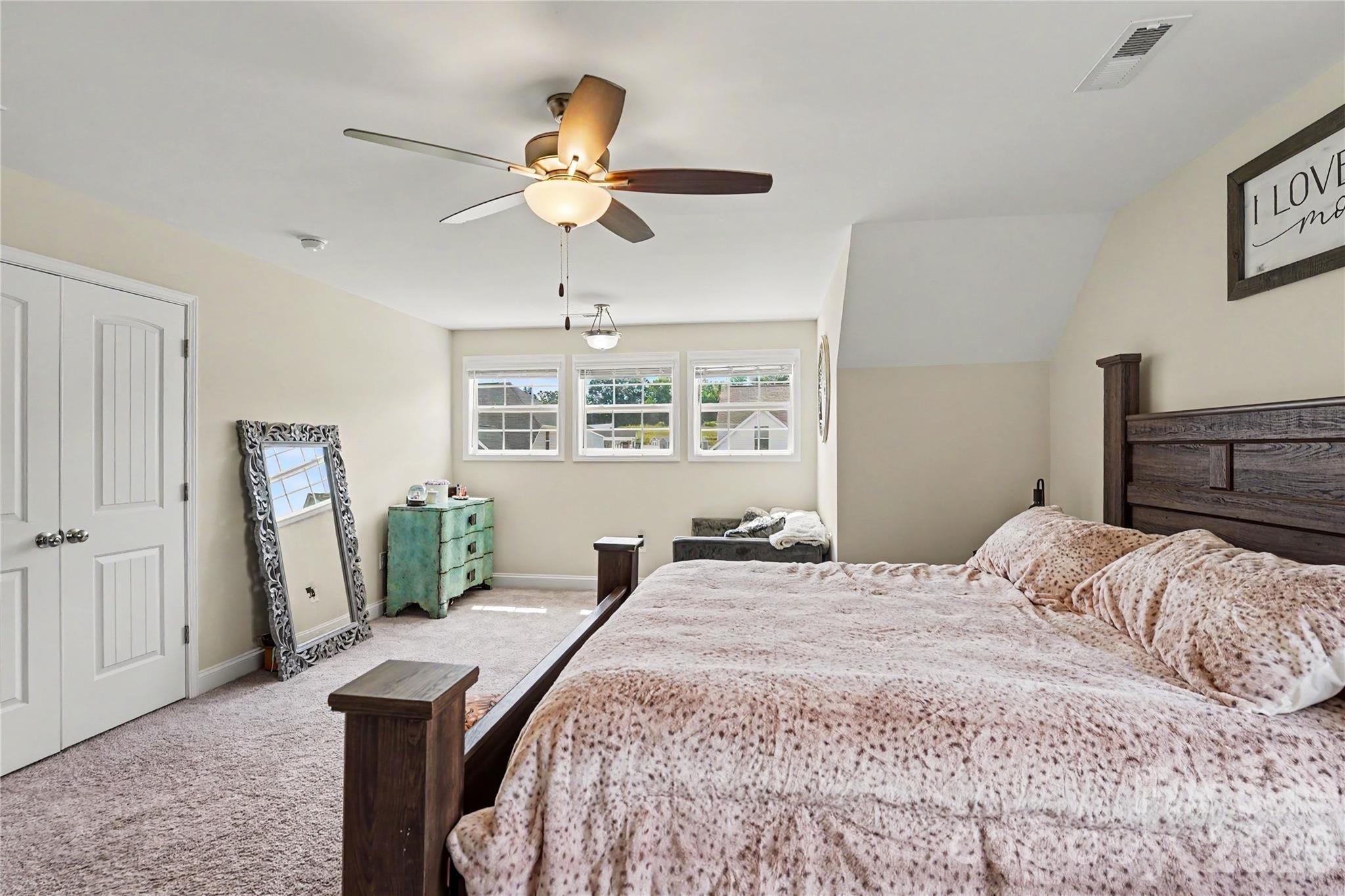 Kyndall Run Dr, Lexington, NC 27295