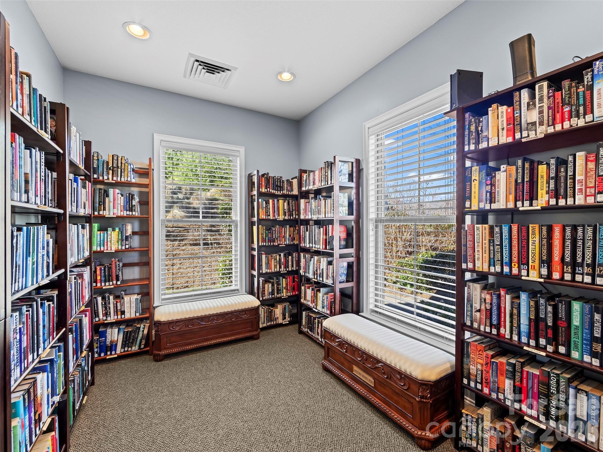 Outlook Cir, Swannanoa, NC 28778