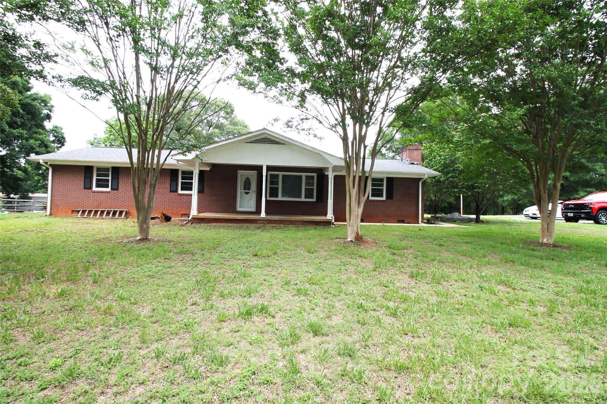 Ratchford Farm Rd, Gastonia, NC 28056