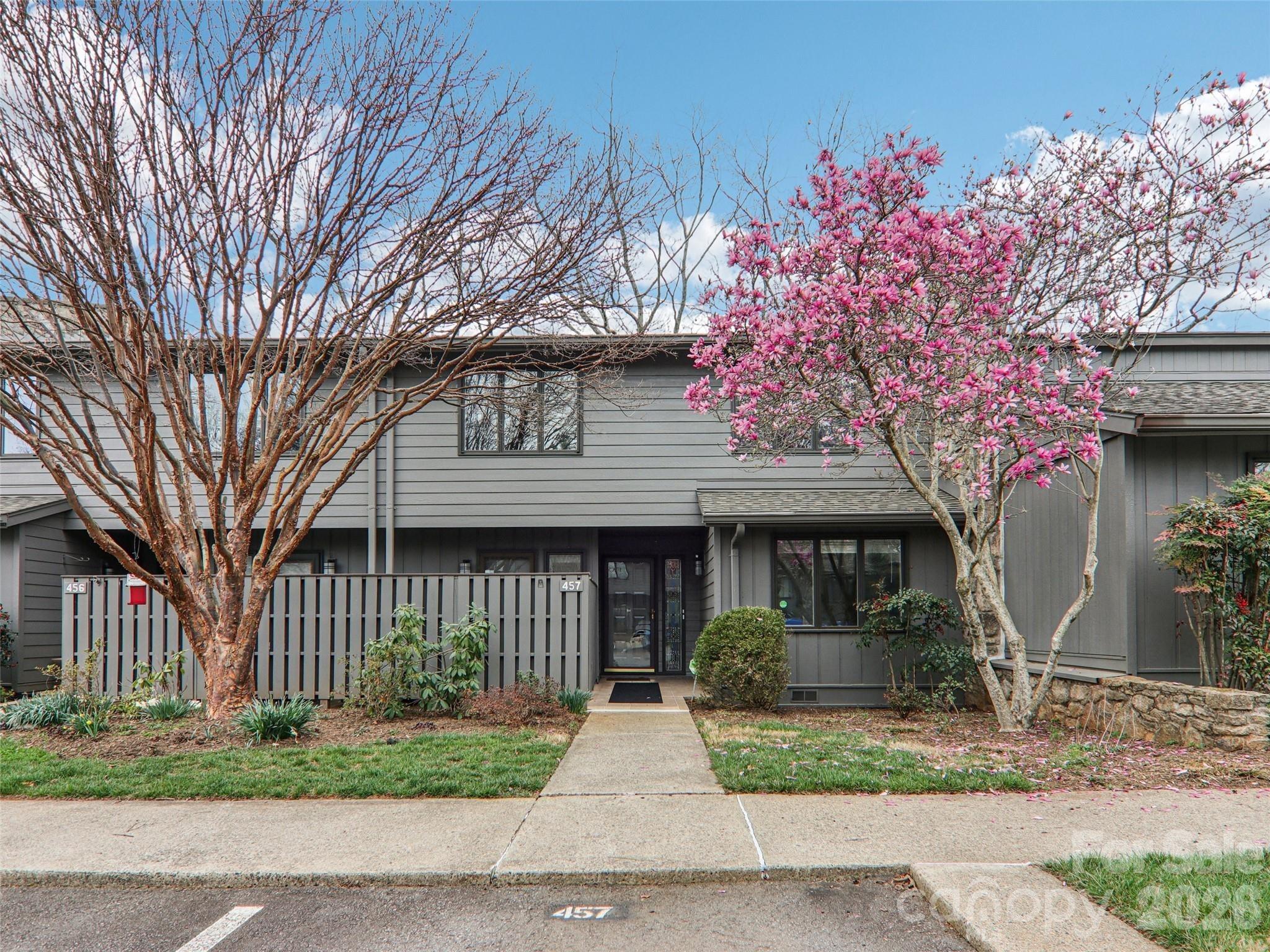 Crowfields Dr, Asheville, NC 28803