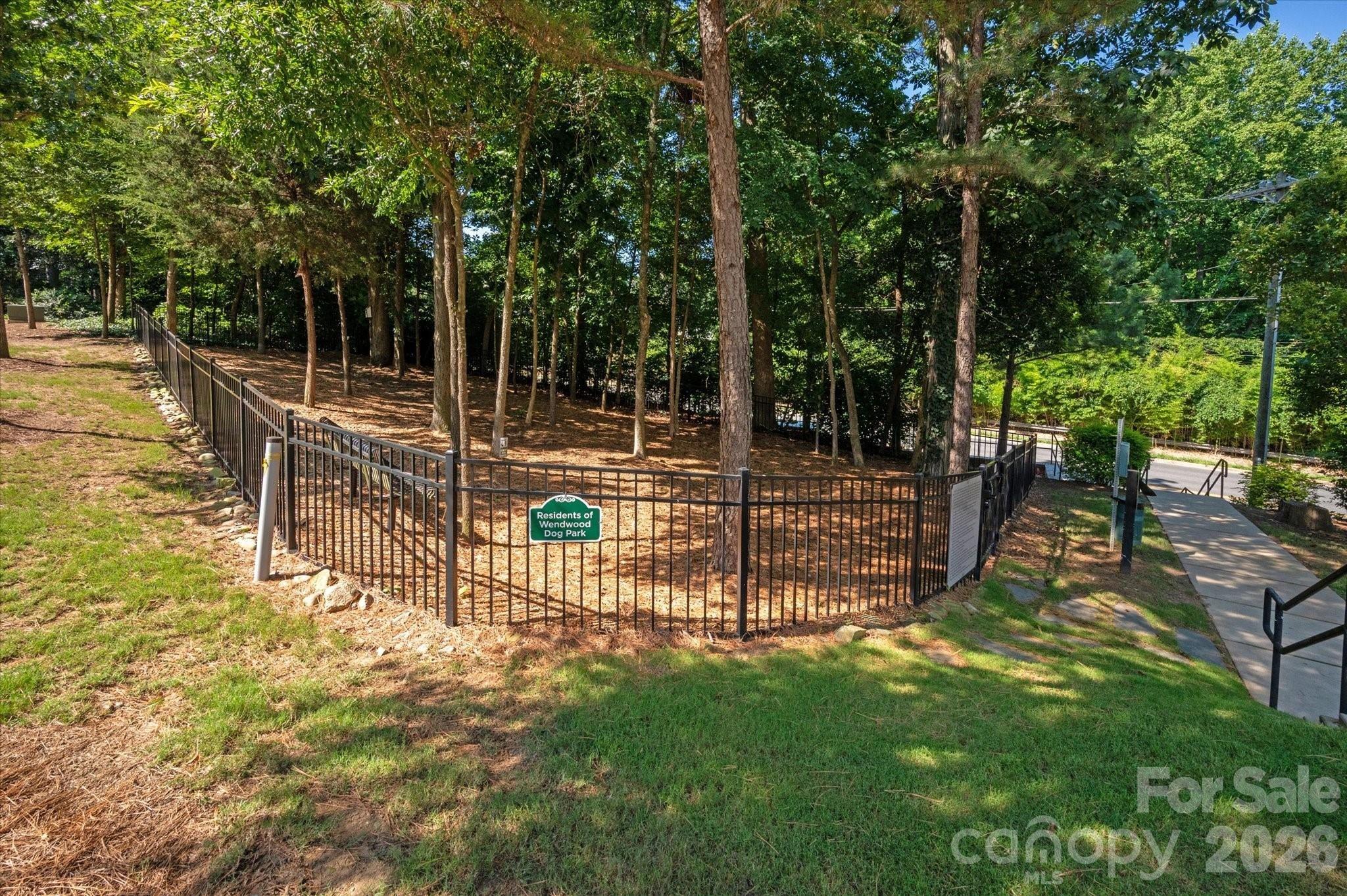Hastings Run Dr, Charlotte, NC 28211
