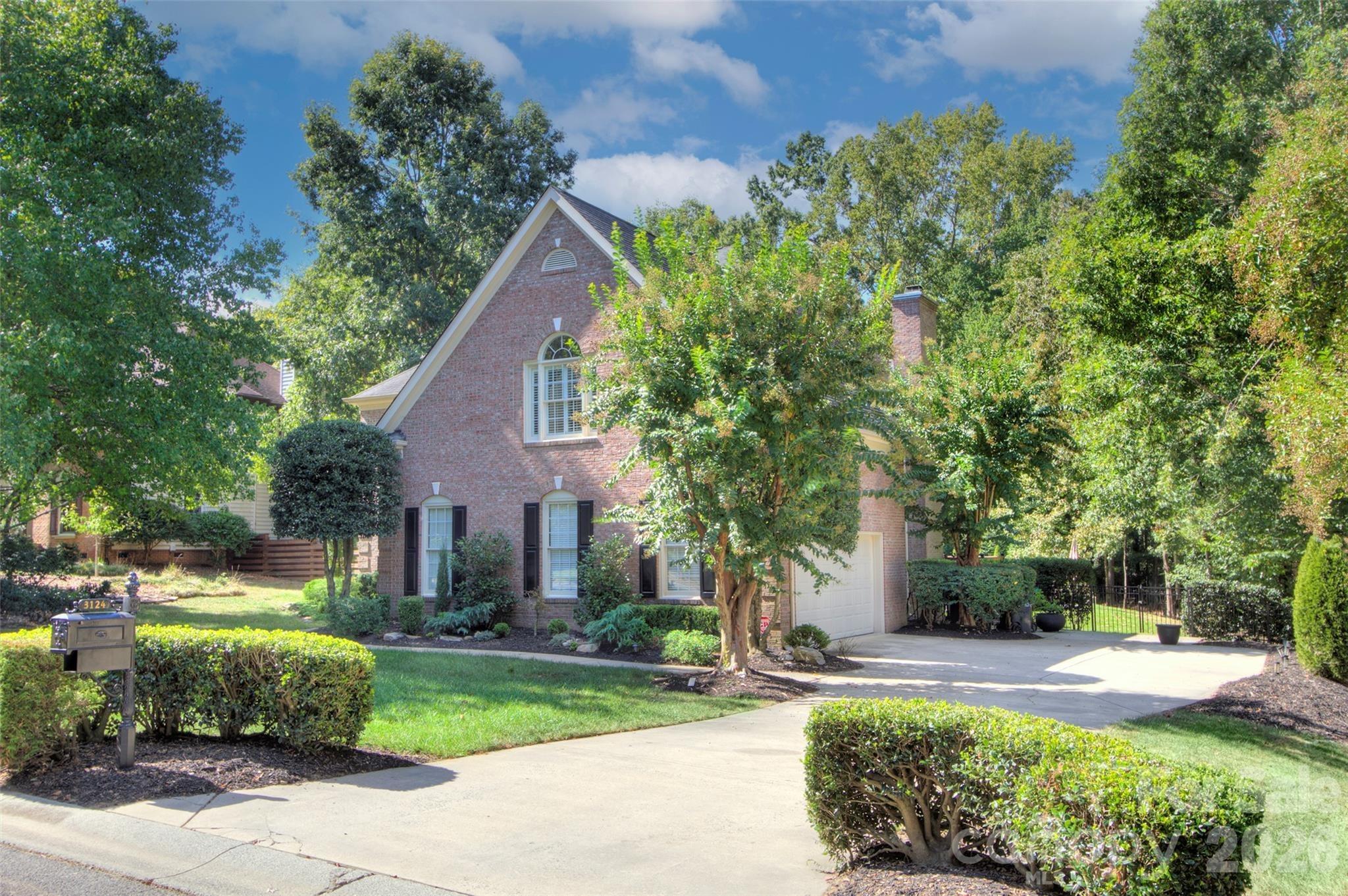 Rhett Butler Pl, Charlotte, NC 28270