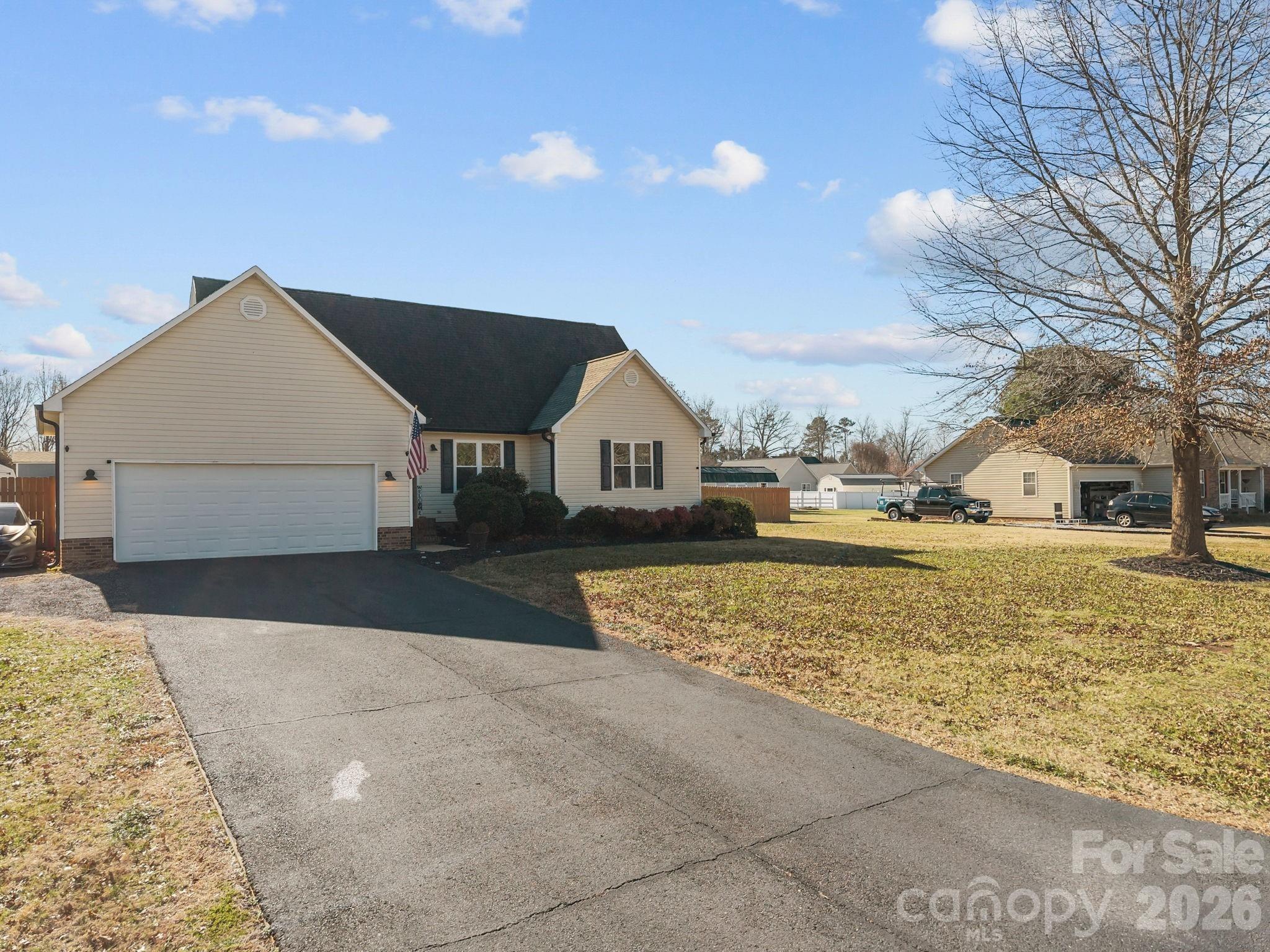 Castle Keep Rd, Salisbury, NC 28146