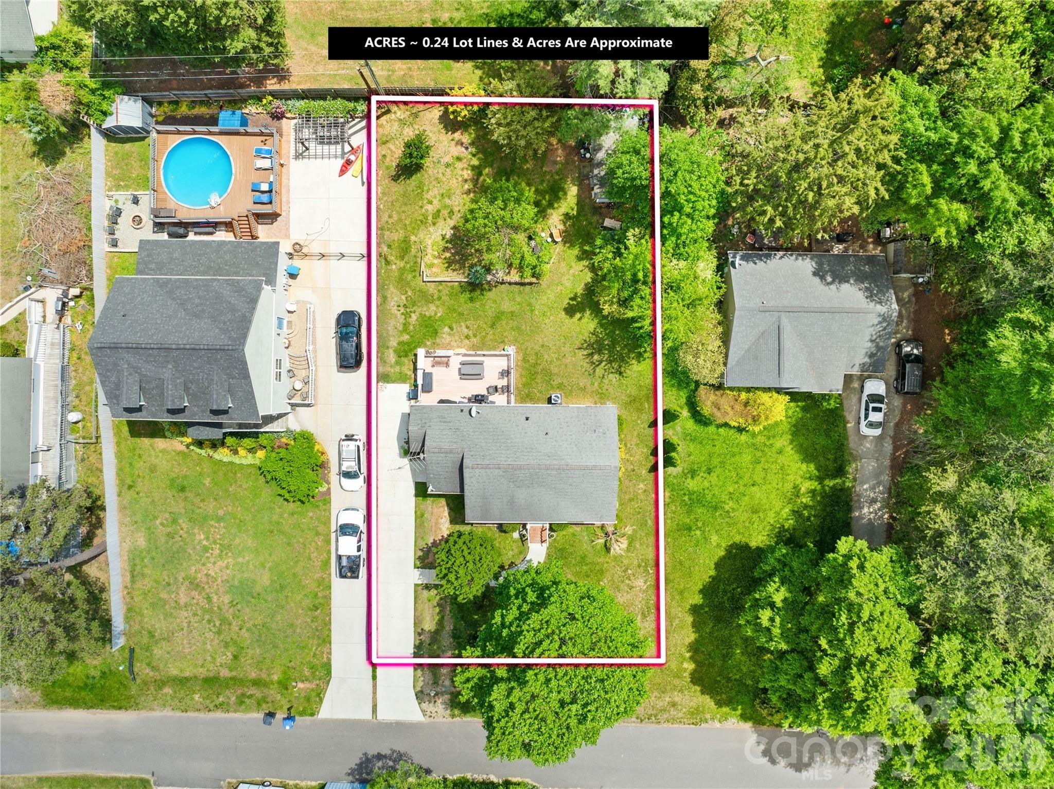 Driftwood Dr, Mooresville, NC 28117