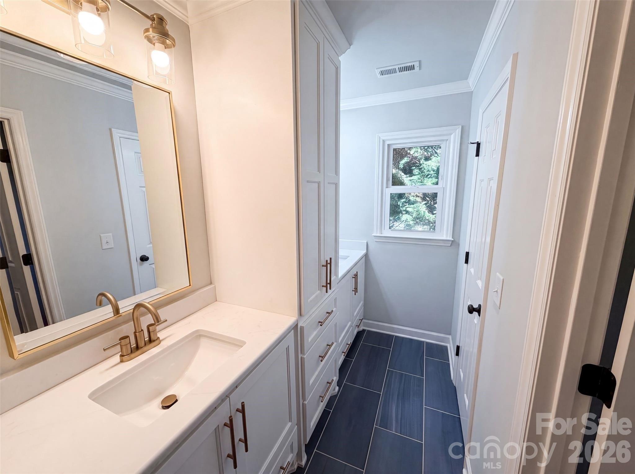 Old Forge Dr, Gastonia, NC 28056