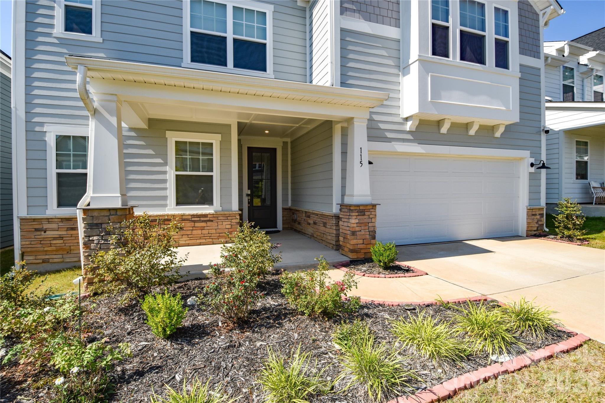 Hadley Ct, Mooresville, NC 28115