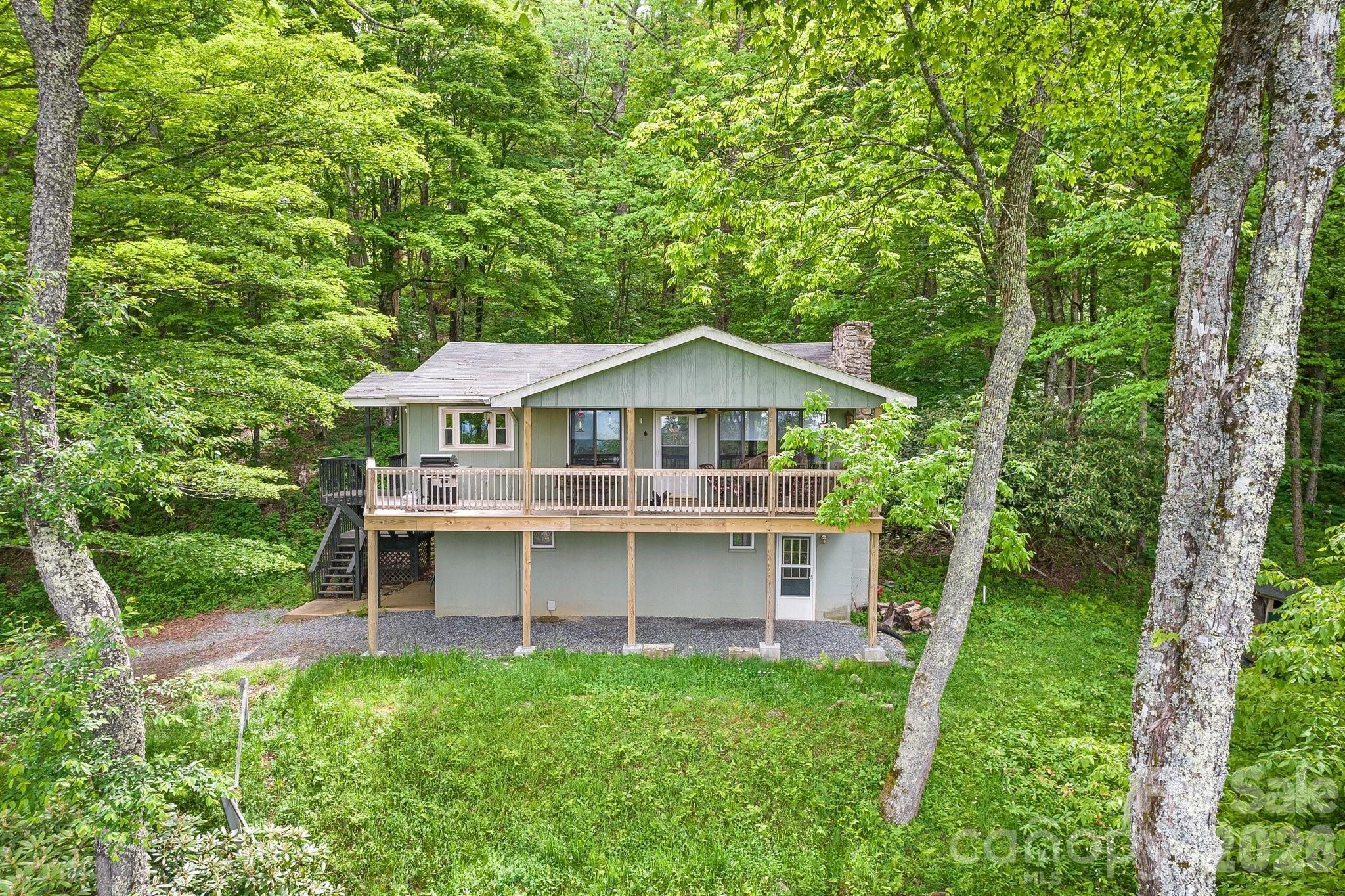 Lucas Ln, Mars Hill, NC 28754