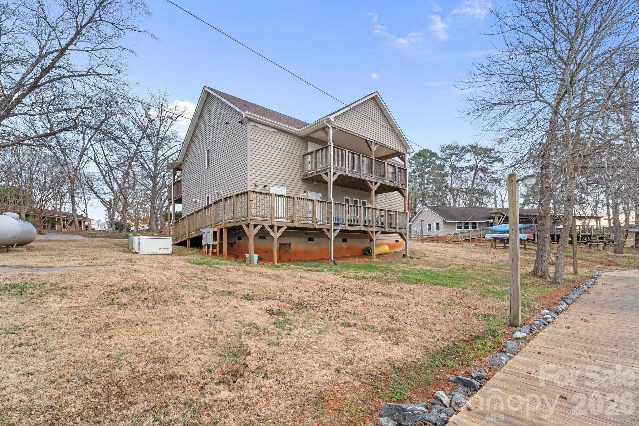 Valwood Rd, Conover, NC 28613