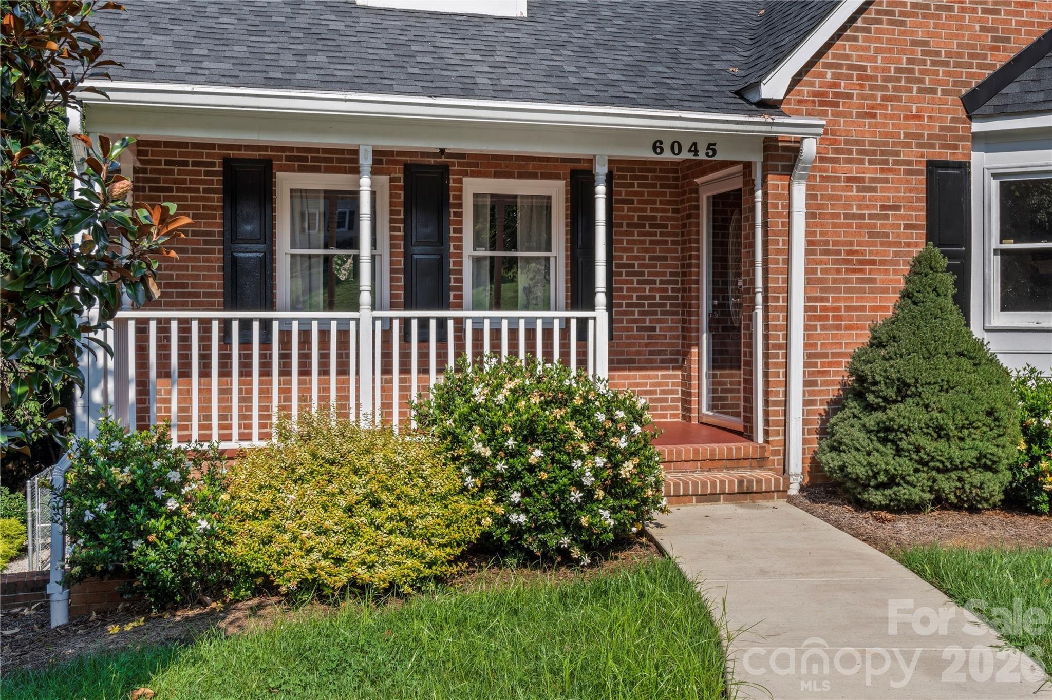 Stone Bluff Dr, Clemmons, NC 27012