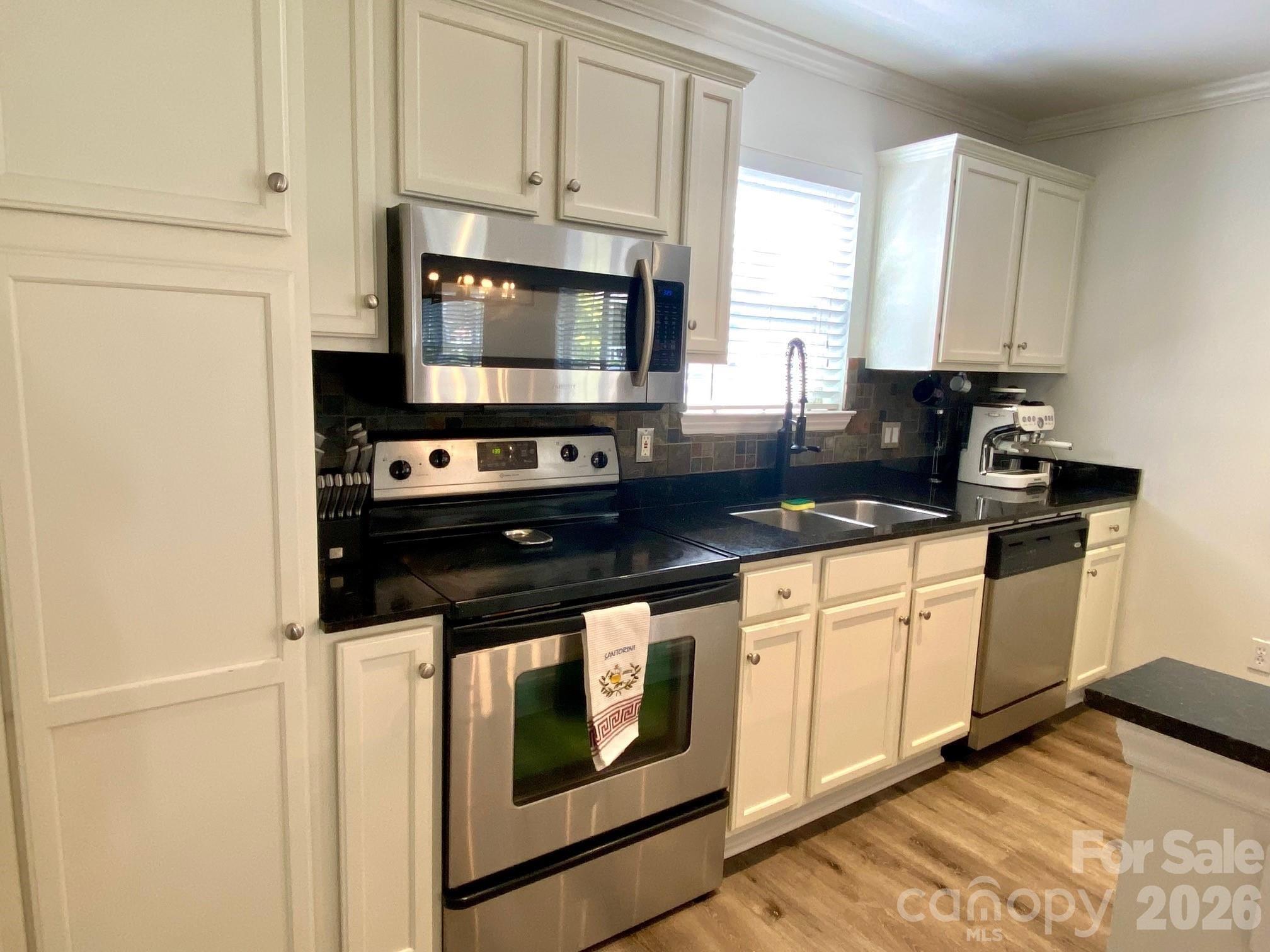 Olmsted Park Pl, Charlotte, NC 28203