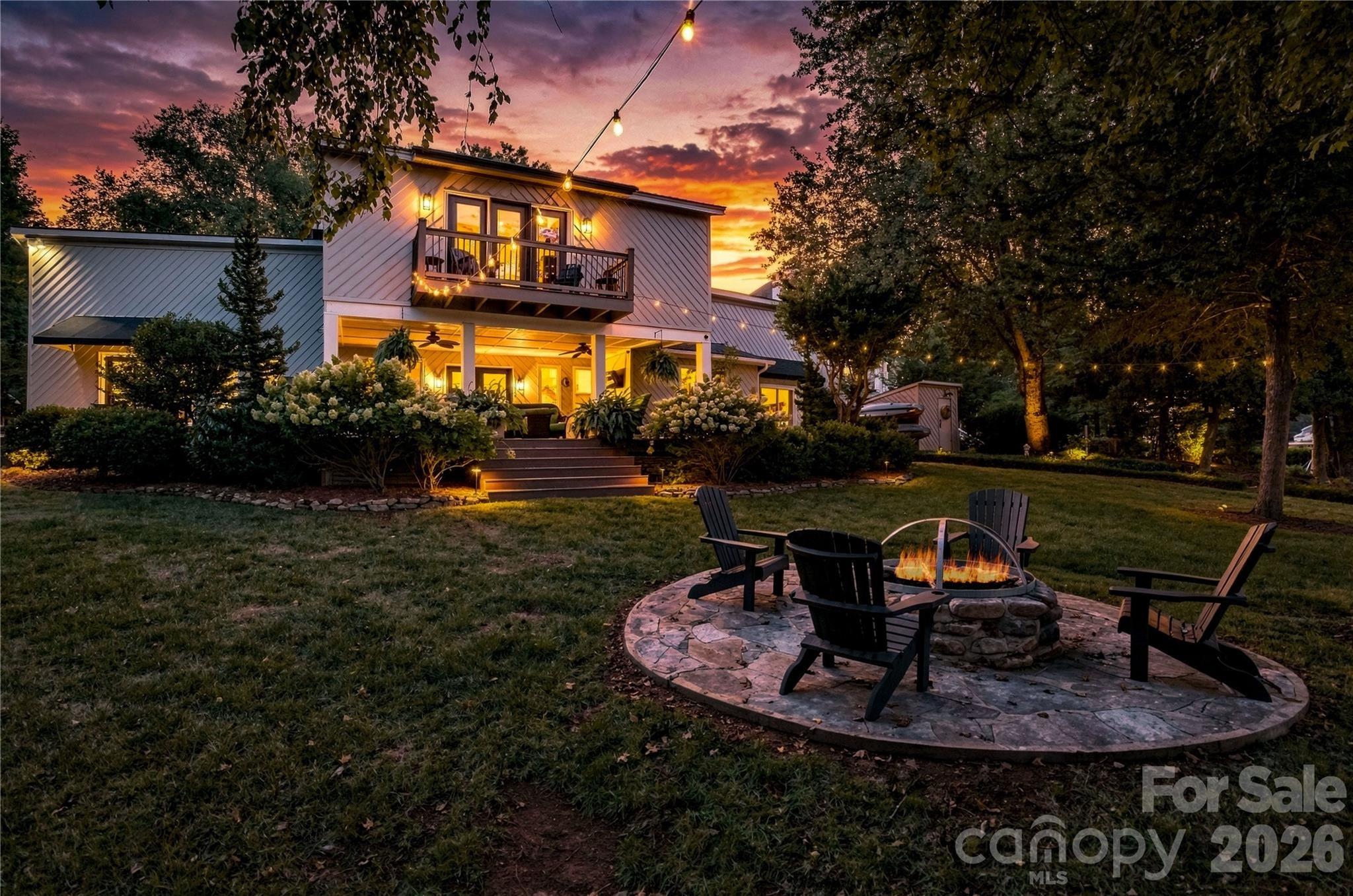 Malibu Pointe Ln, Denver, NC 28037