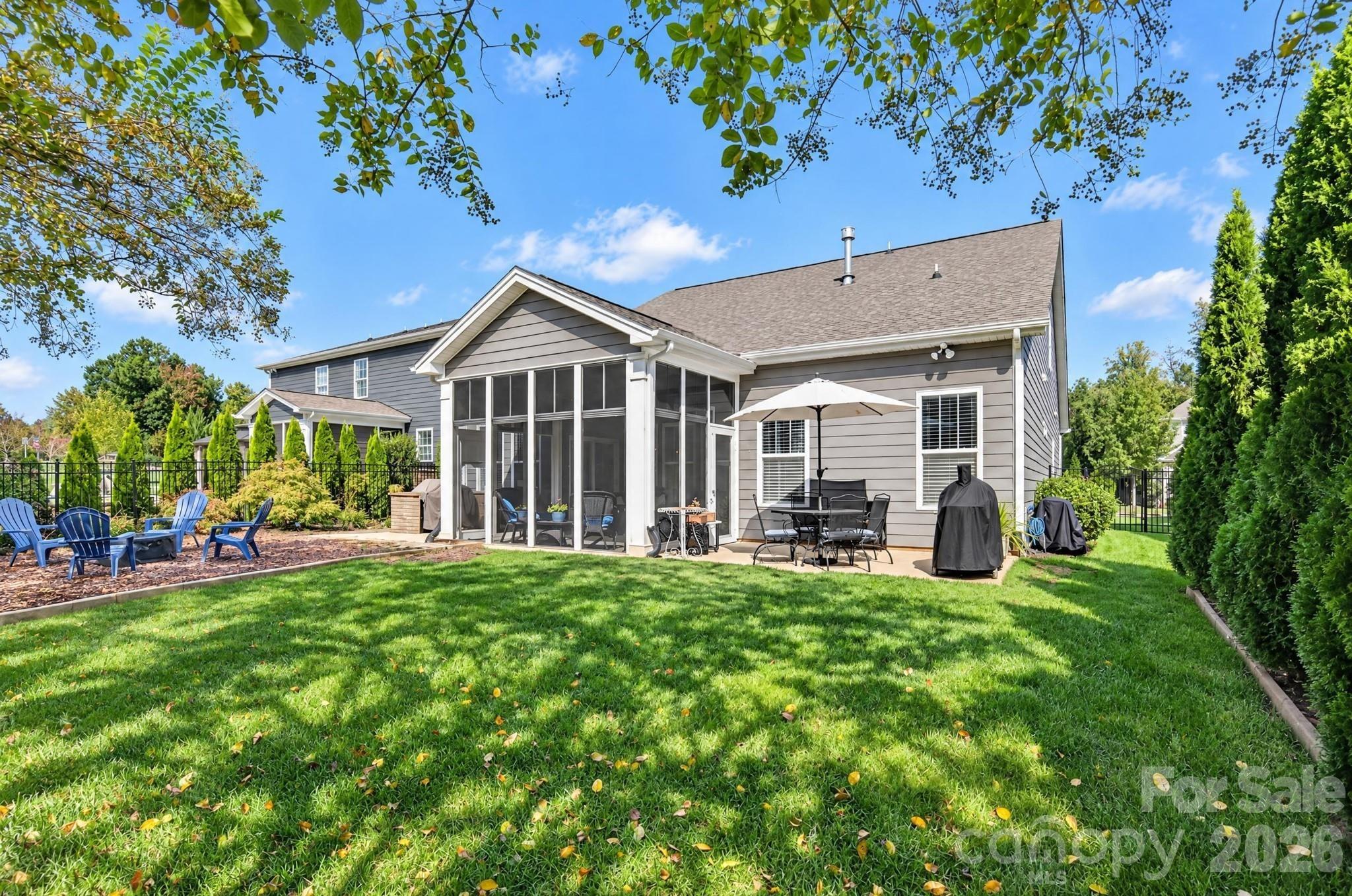 Tomahawk Dr, Mooresville, NC 28117