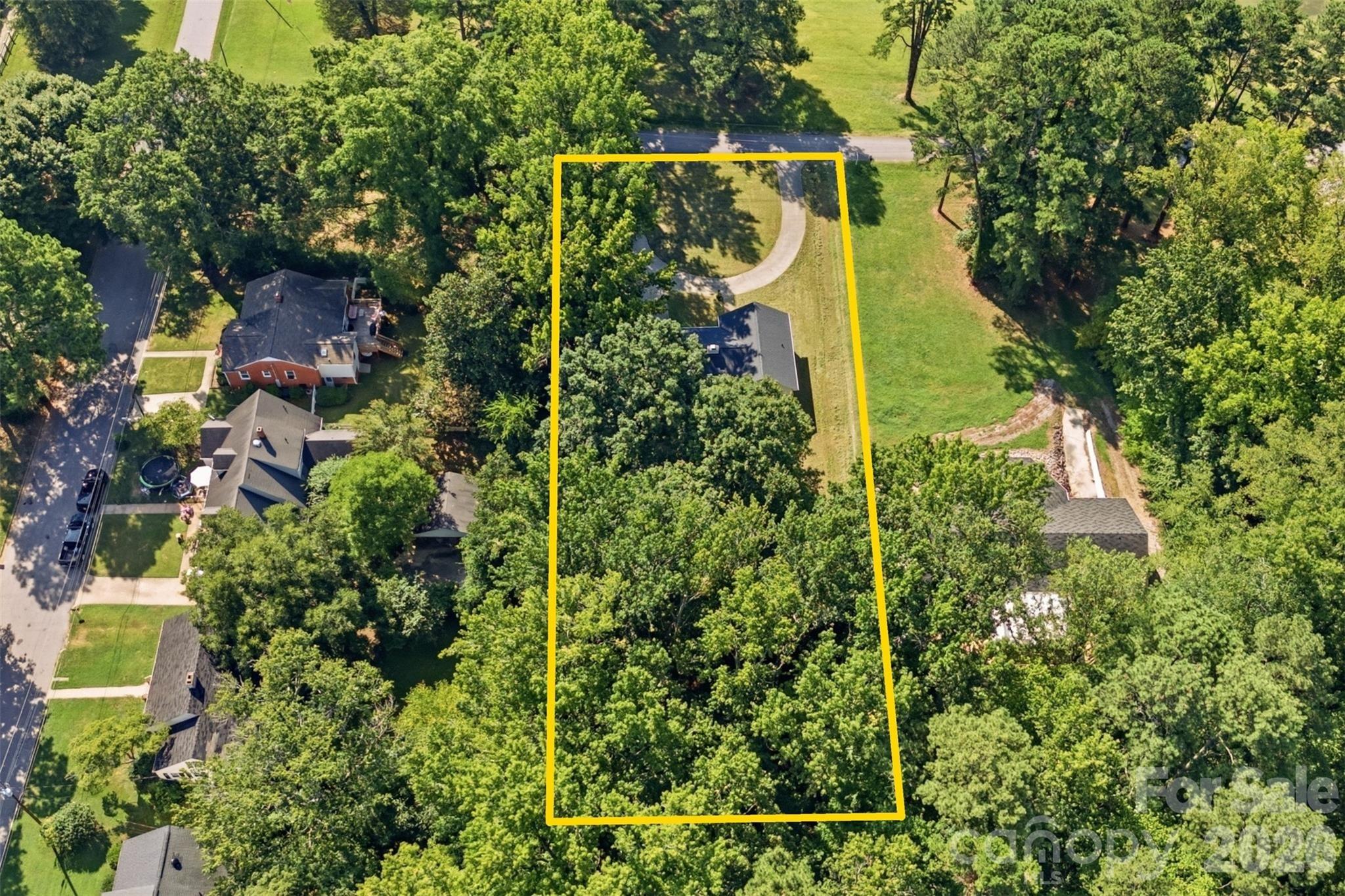 Lakeview Dr, Henderson, NC 27536