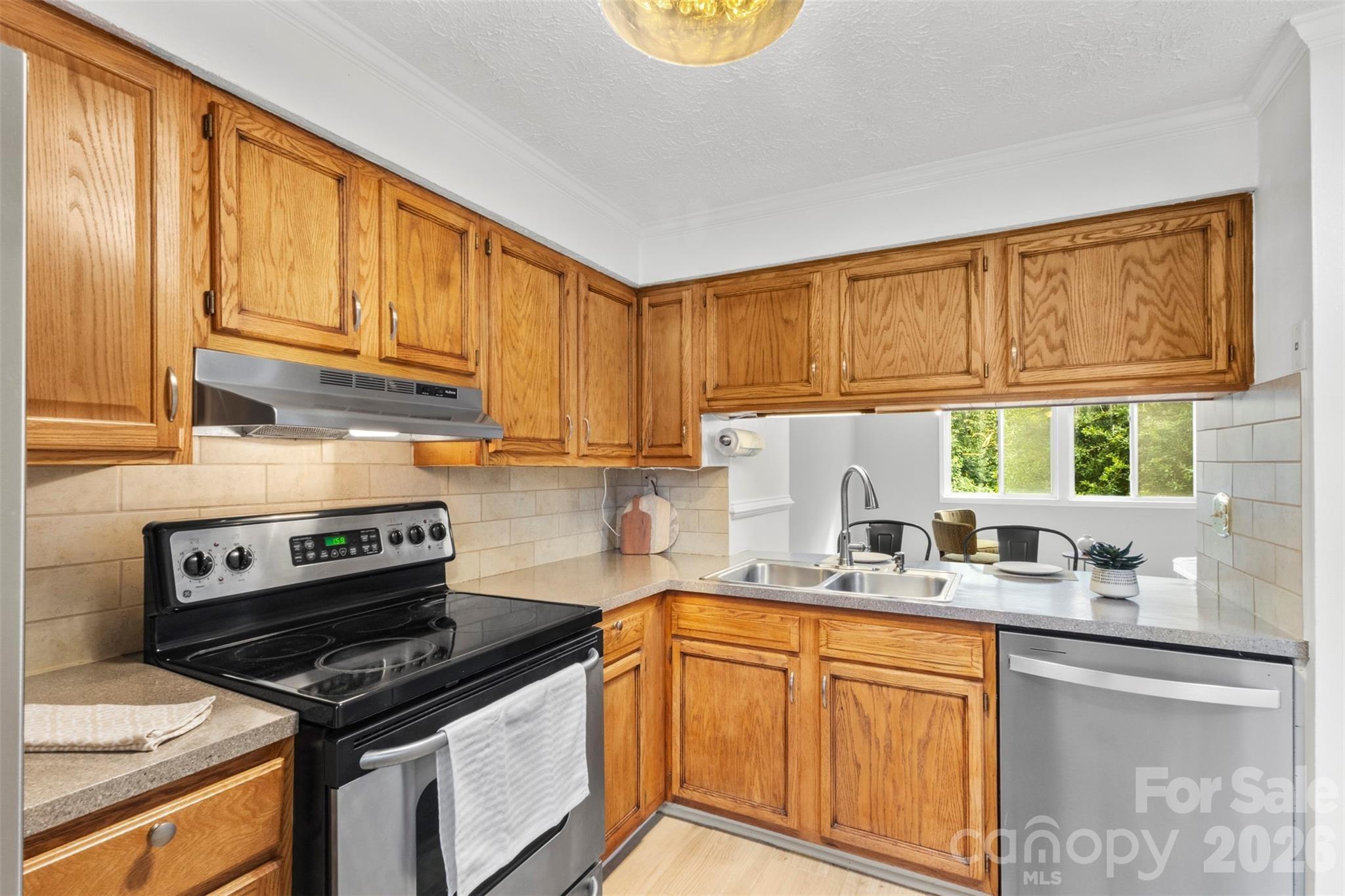 Pebblestone Dr, Charlotte, NC 28212