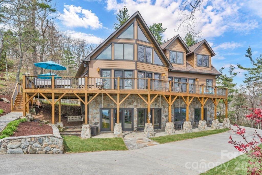 Grandview Cir, Newland, NC 28657