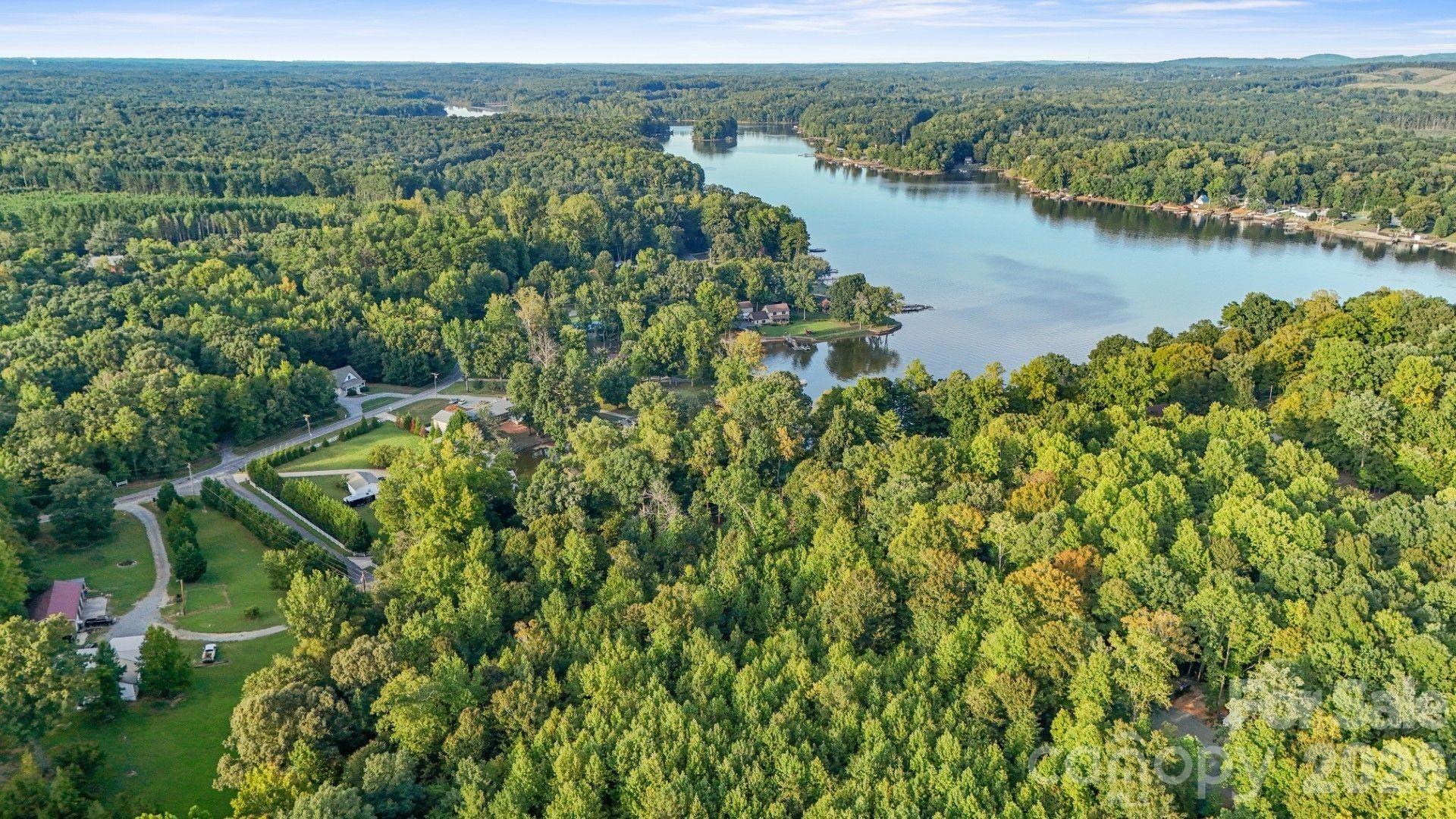 Highland Dr, Lexington, NC 27292