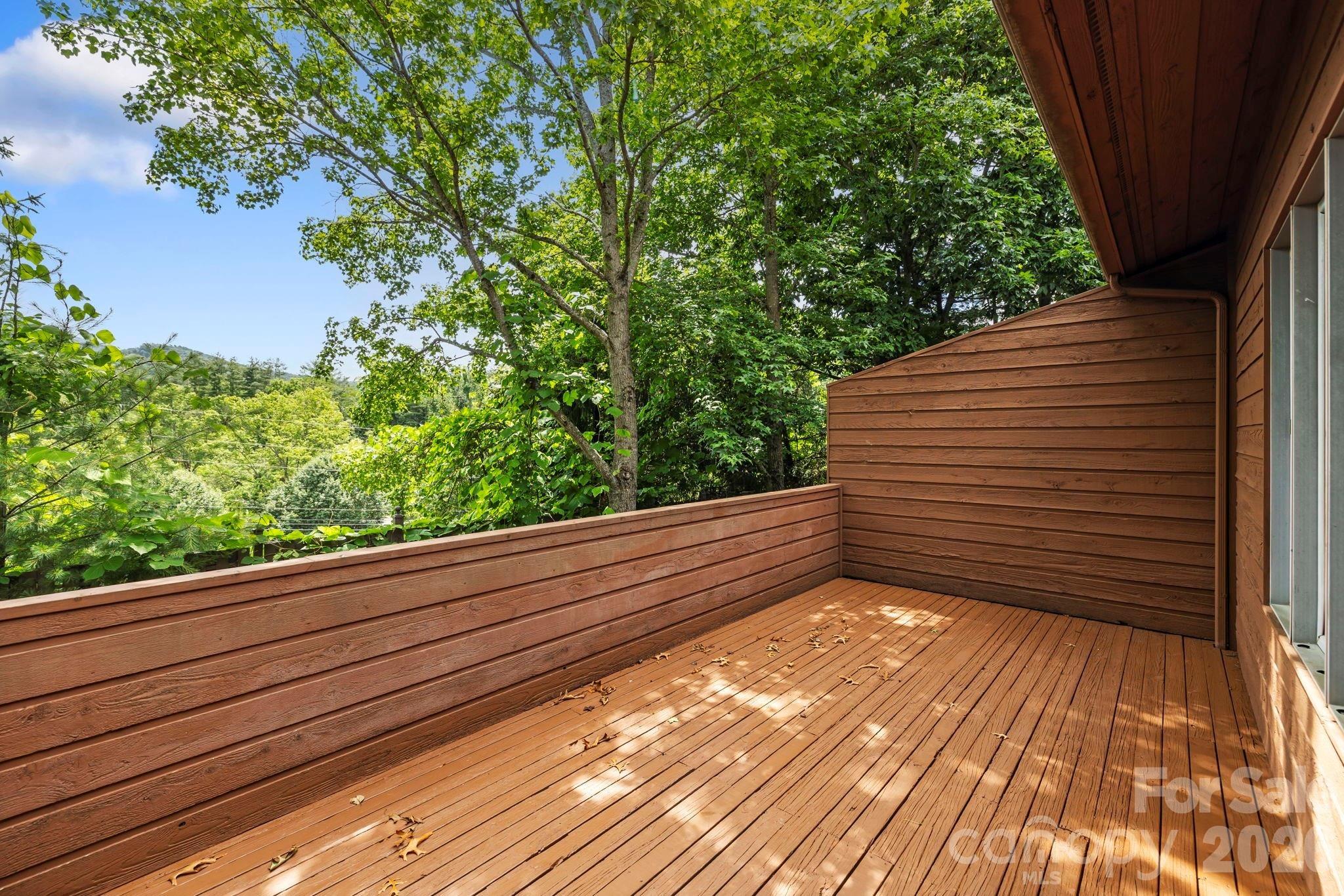 Woodfield Dr, Asheville, NC 28803